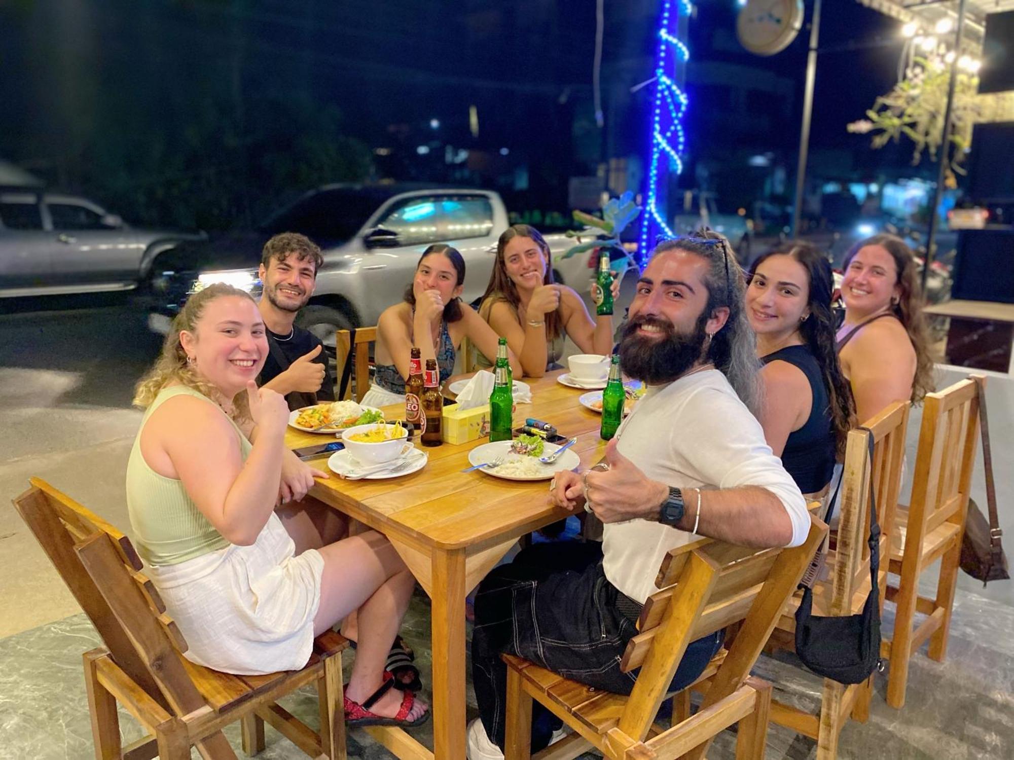 Flora Hostel Khaosok Khao Sok National Park Εξωτερικό φωτογραφία